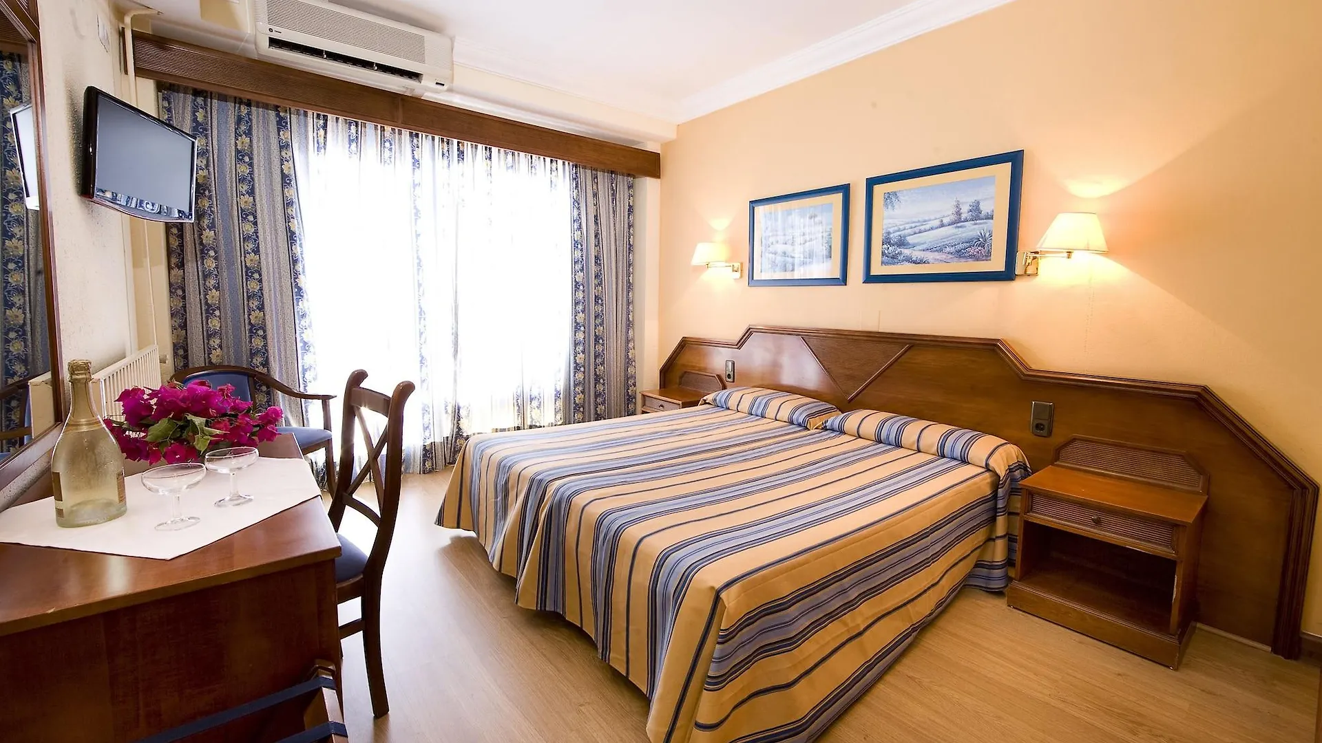 Hotel Monarque Fuengirola Park 4*,  Spain