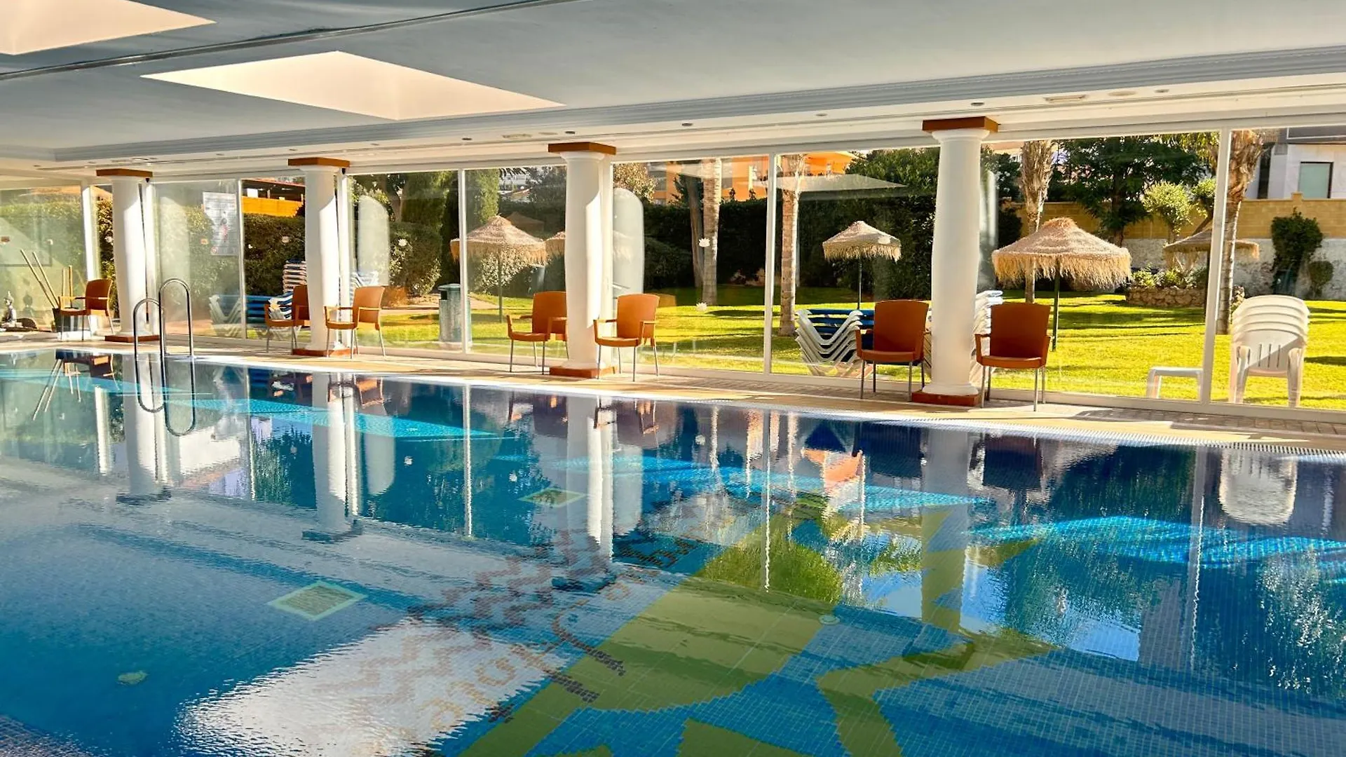 Hotel Monarque Fuengirola Park 4*,