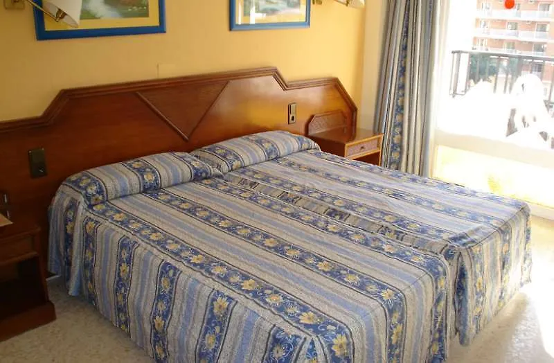 Hotel Monarque Fuengirola Park 4*,